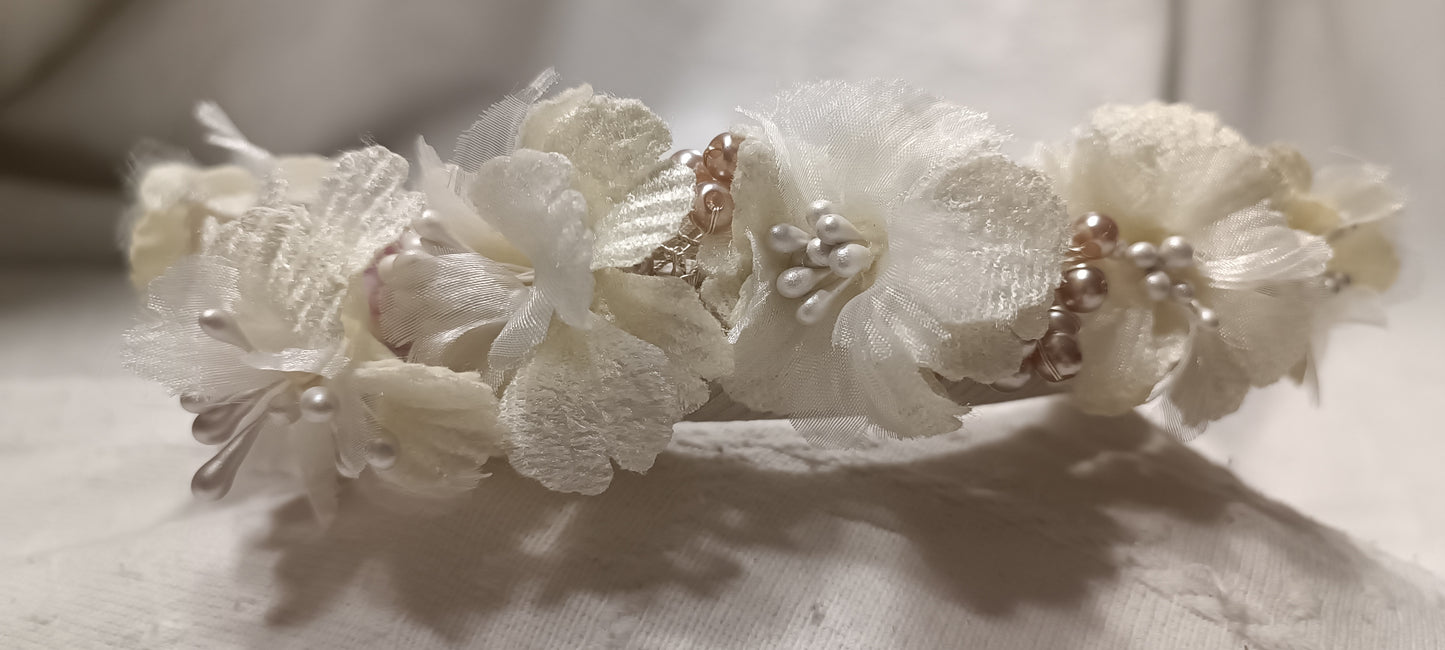 Diadema Flores Terciopelo Blanco